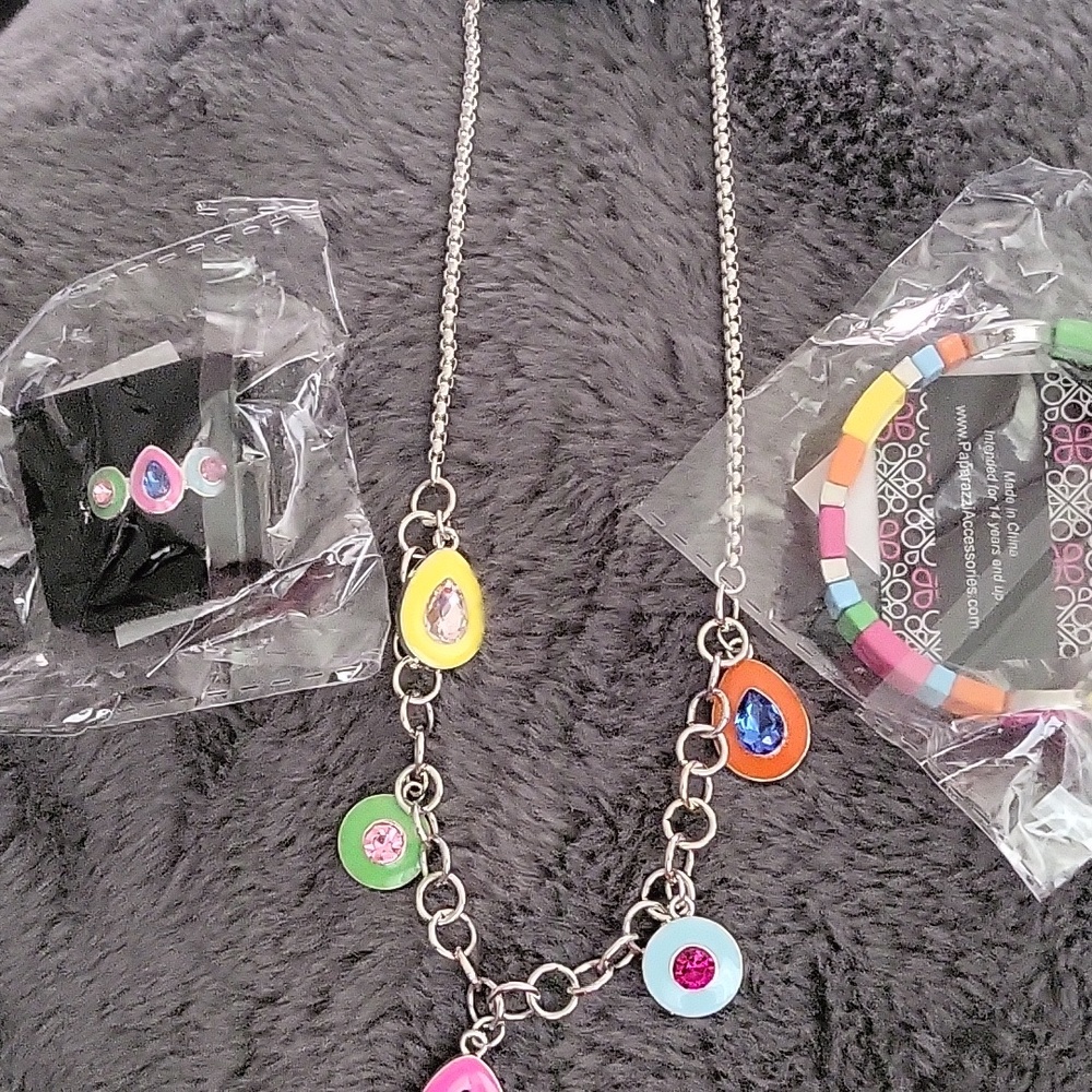 Paparazzi jewelry